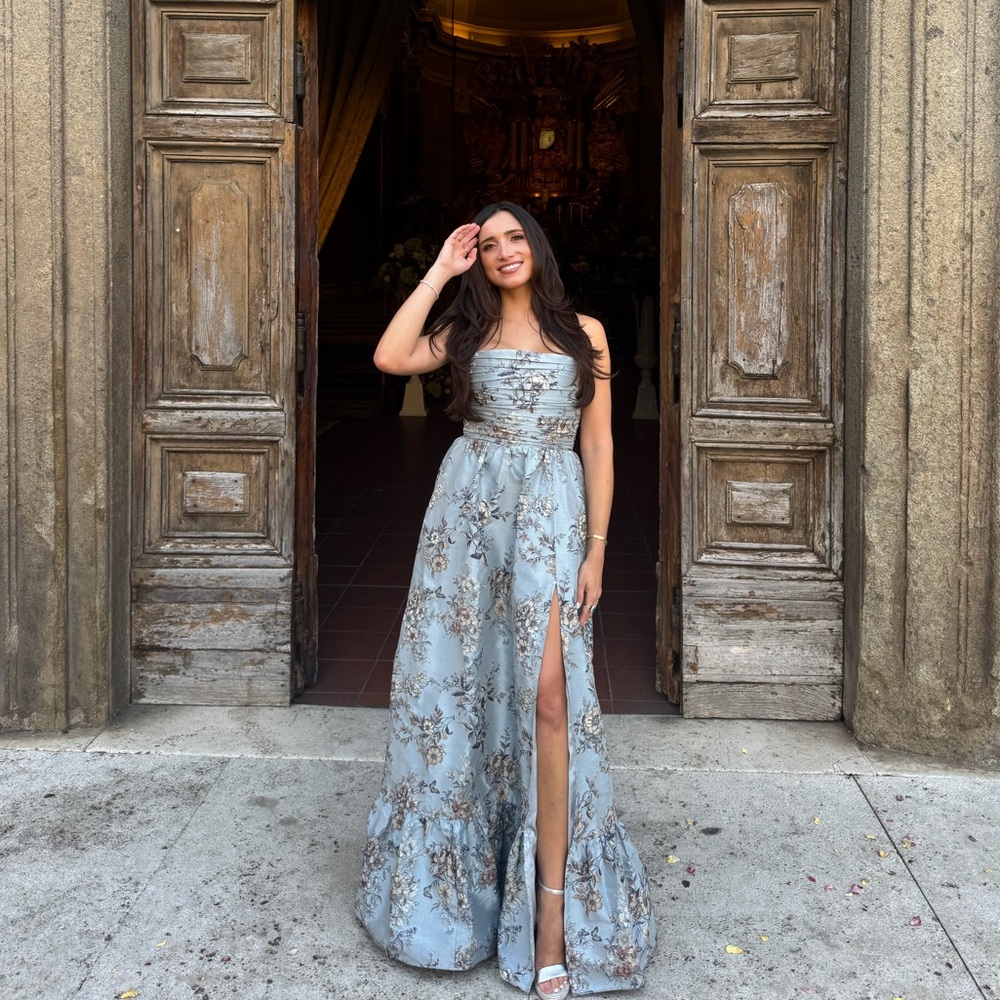 V. Chapman Regina Gown in Light Blue Lilibet Brocade